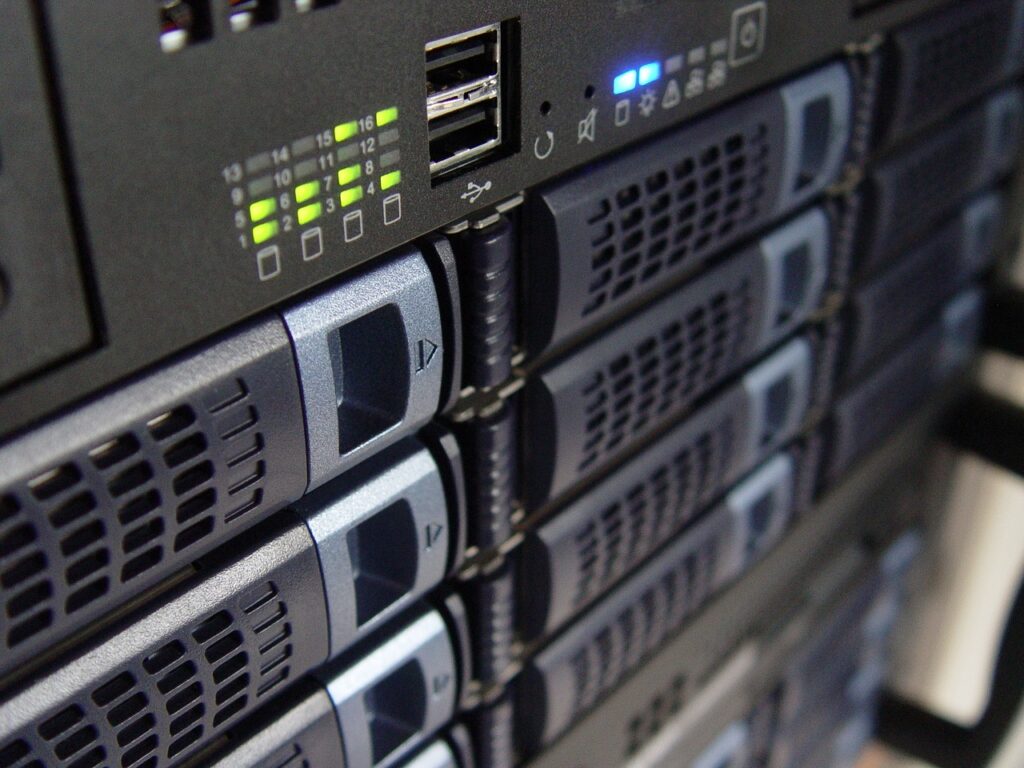 10 Herramientas Imprescindibles para la Administración de Servidores Linux