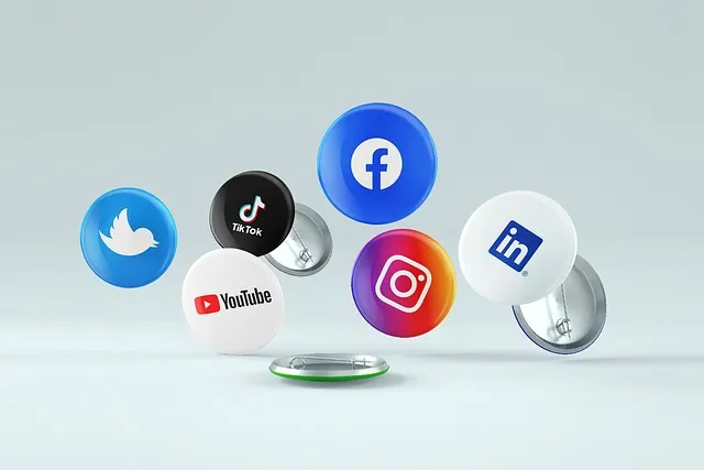 El Impacto de las Redes Sociales en el Comportamiento Humano y la Tecnología