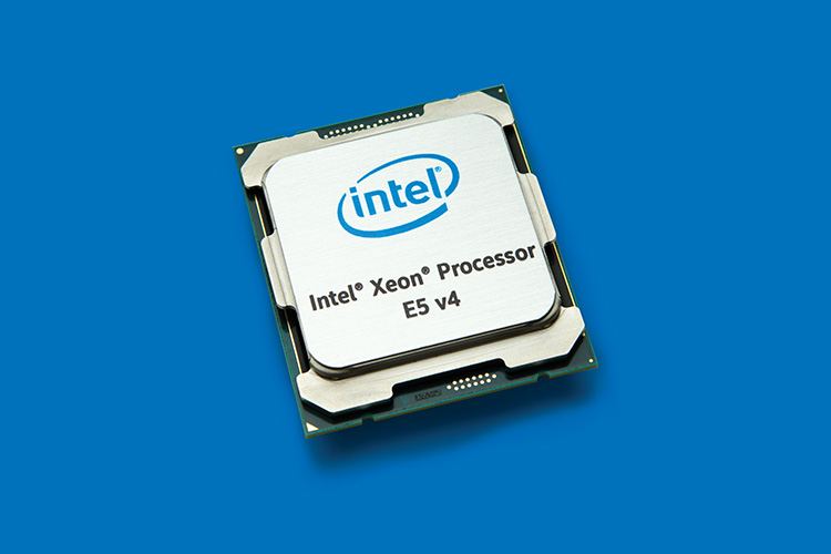 Imagen del procesador Xeon E5-2600 v4 en primer plano